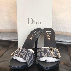Size 39 Christian Dior shoes